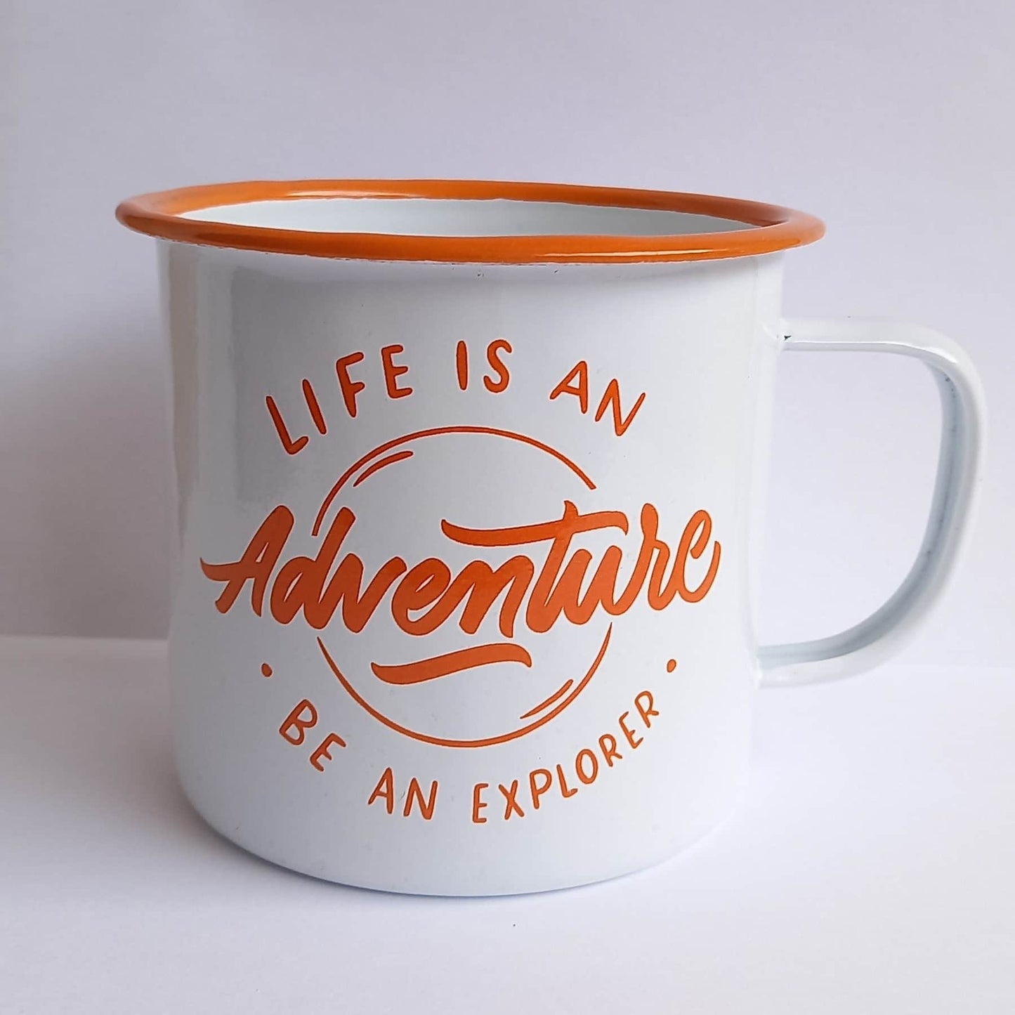 Taza de loza anaranjada - Santé